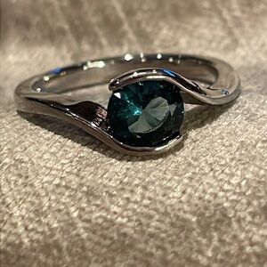 Solitaire Blue Topaz Sterling Silver 925 Ring Size 7